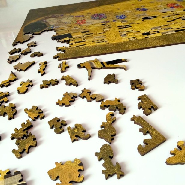 8.jpgpuzzle gustav klimt, puzzle drewniane obraz pocałunek
