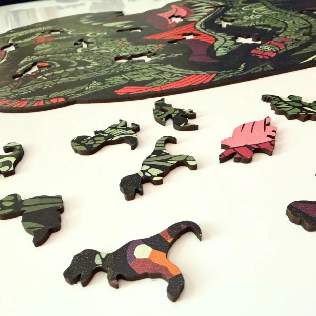 puzzle dinozaur, puzzle t-rex, puzzle tyranozaur, puzzle drewniane o nieregularnych kształtach