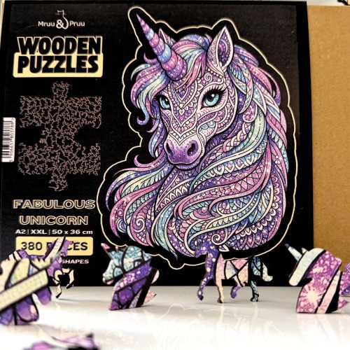 puzzle drewniane z kolorowym jednorożcem, puzzle jednorożec